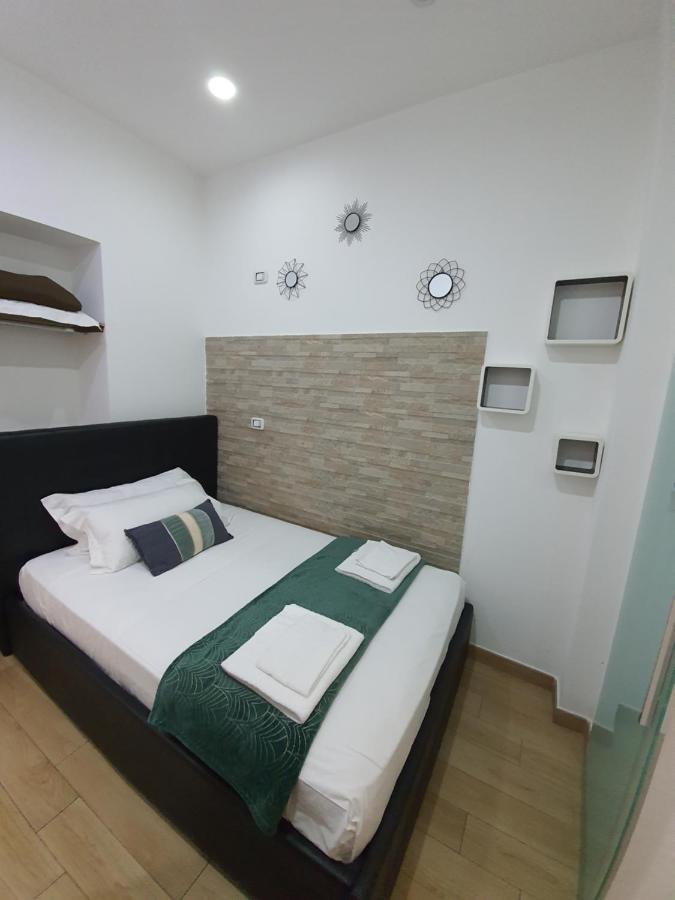 Marla Rooms La Spezia Bagian luar foto